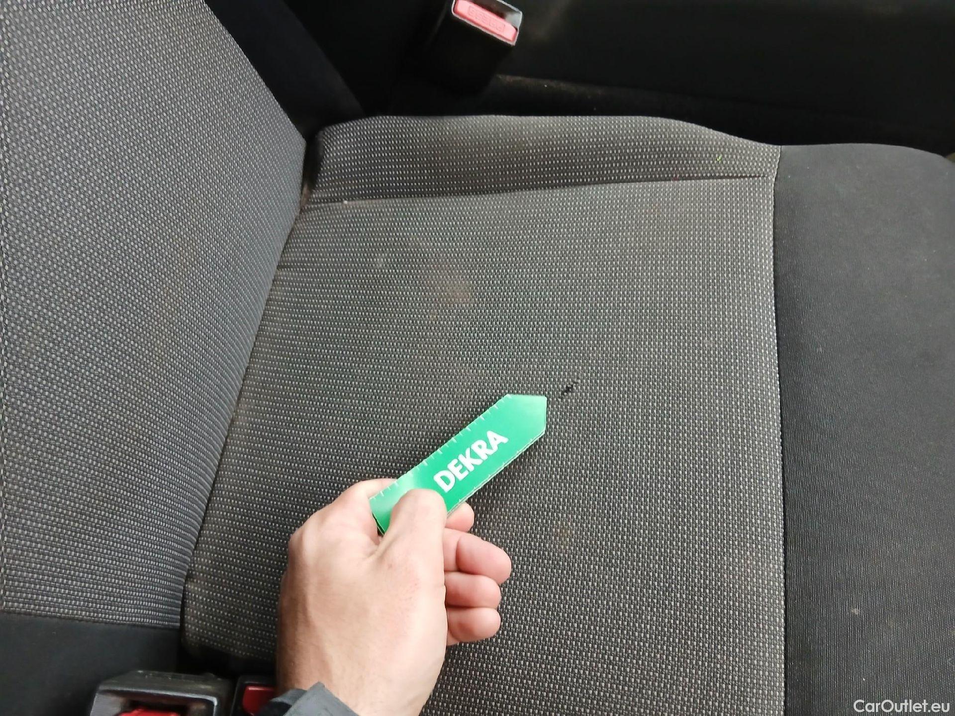  Citroen  Jumpy CITROEN  / 2016 / 4P / combi Talla M BlueHDi 88KW (120CV) 6v Confort #39