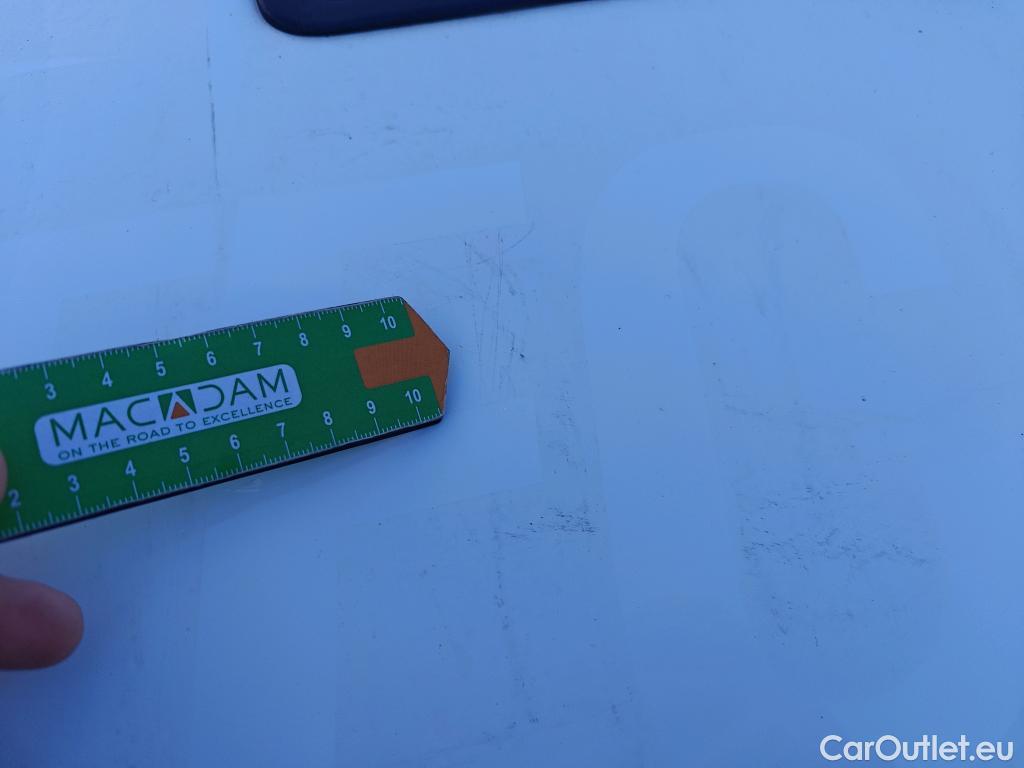  Ford  Transit FORD  / 2013 / 4P / furgón 350 96kW L3H2 Van Trend FWD MHEV #52