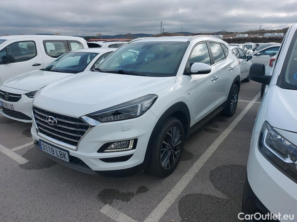  Hyundai  Tucson HYUNDAI  / 2018 / 5P / todoterreno 1.6 CRDI 85kW (116CV) 48V Tecno 4X2 ~ 29/12 FME MAIL CENTRO ZARAGOZA VEHICULO CON BASTIDOR INCORRECTO EN PARABRISAS #22