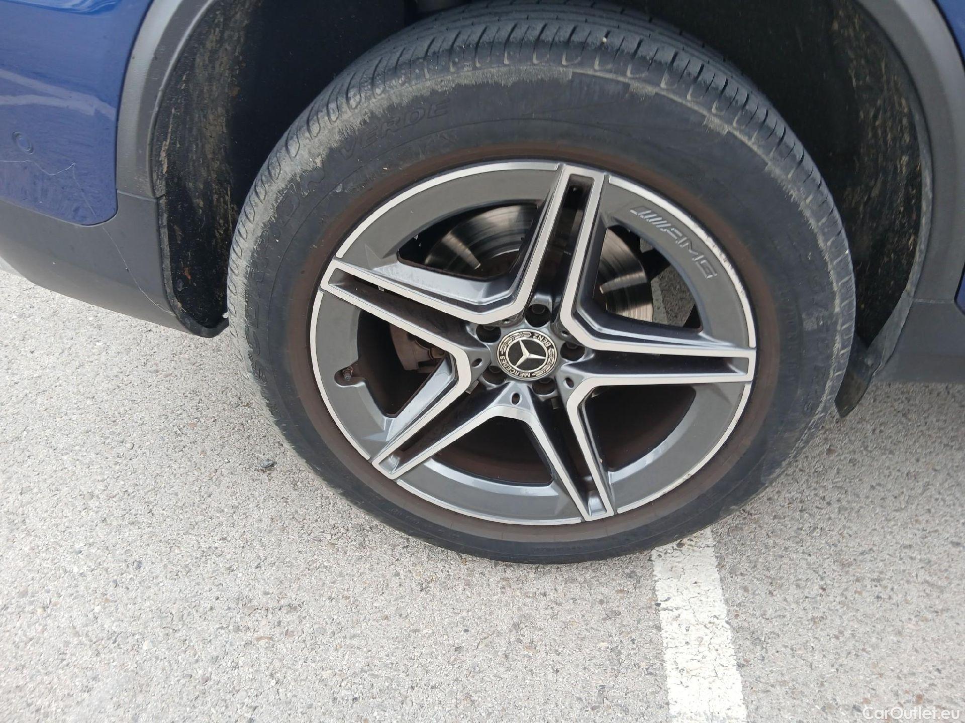  Mercedes  G-Klasee MERCEDES-BENZ GLC Coupé / 2019 / 5P / coupé GLC 300 de 4MATIC #23