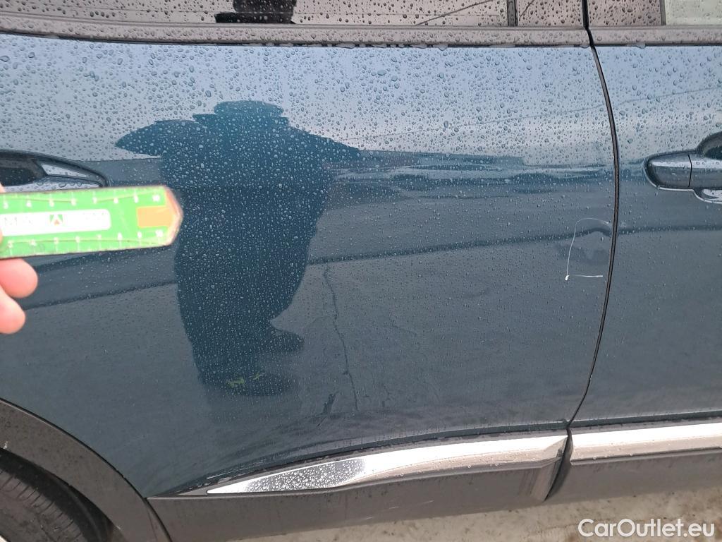  Peugeot  3008 PEUGEOT  / 2020 / 5P / todoterreno 1.5 BlueHDi 96kW (130CV) S&S Allure EAT8 #5