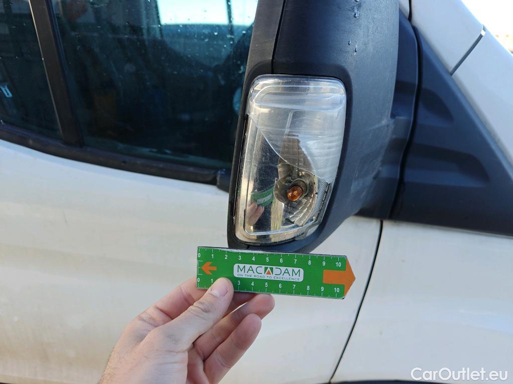  Ford  Transit FORD  / 2013 / 4P / furgón 350 96kW L3H2 Van Trend FWD MHEV #92