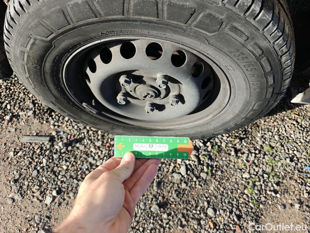  Ford  Transit FORD  / 2013 / 4P / furgón 350 96kW L3H2 Van Trend FWD MHEV #93