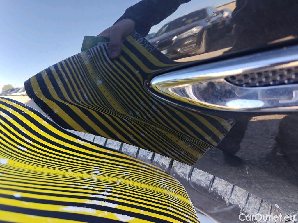  Jaguar  F-PACE JAGUAR  / 2015 / 5P / todoterreno 2.0L i4D 132kW Pure Auto #24