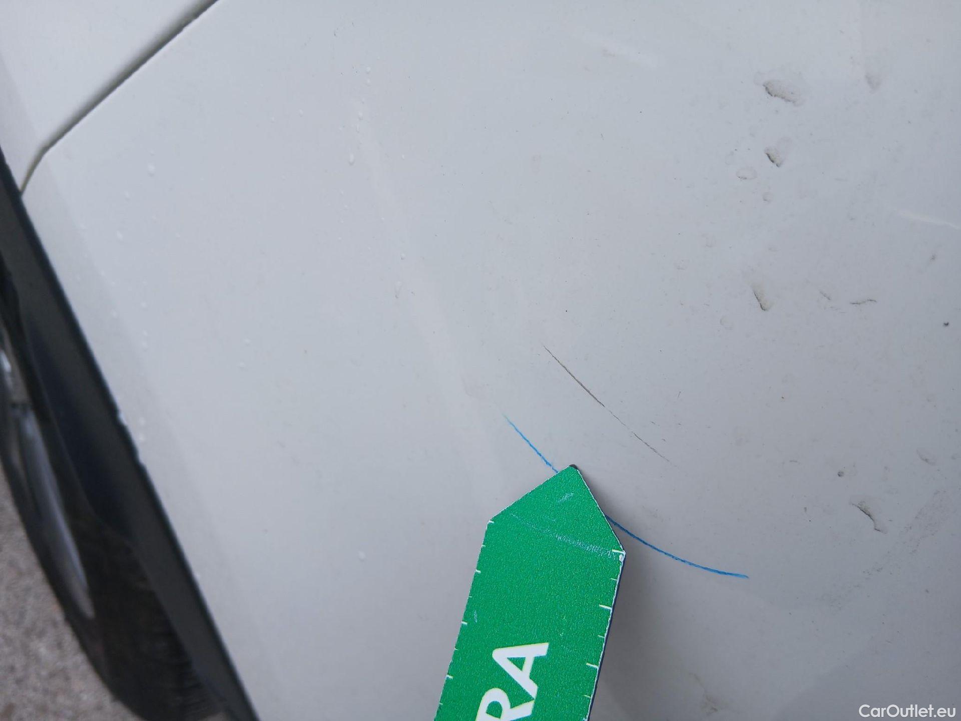  Opel   Grandland X OPEL Grandland / 2021 / 5P / todoterreno 1.5 CDTi Business Edition Auto #20