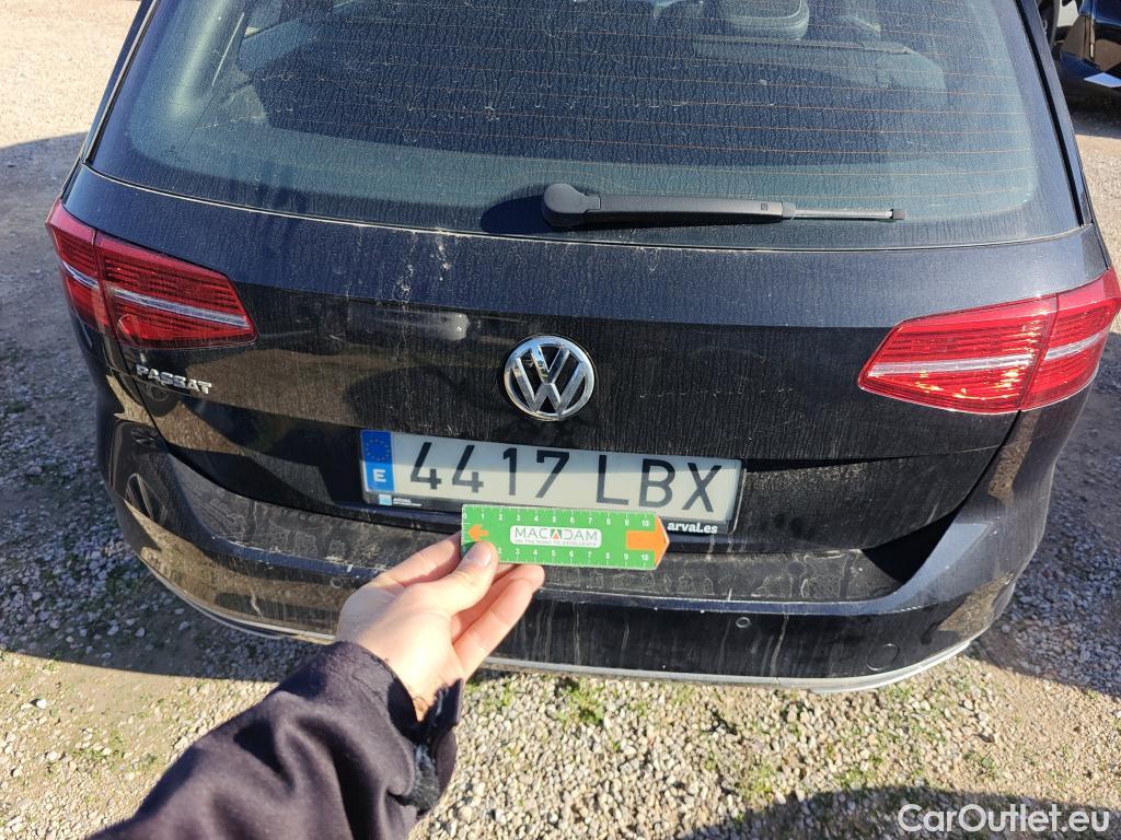  Volkswagen  Passat VOLKSWAGEN  / 2014 / 5P / familiar Sport 2.0 TDI 140kW (190CV) DSG Variant #45