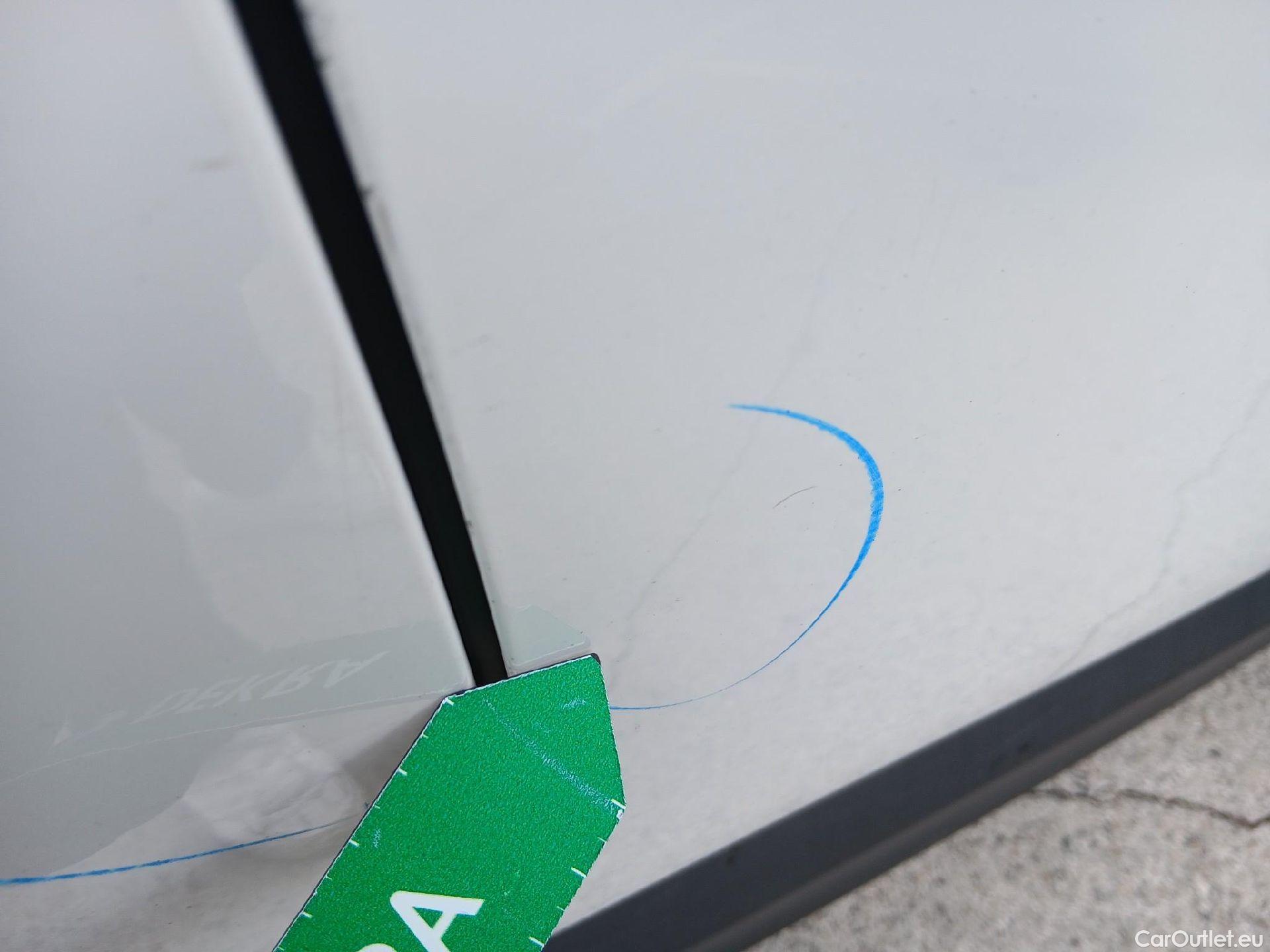  Opel   Grandland X OPEL Grandland / 2021 / 5P / todoterreno 1.5 CDTi Business Edition Auto #31