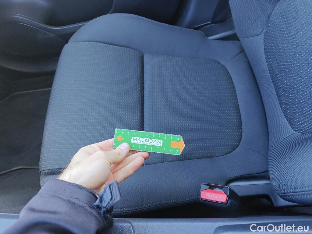  Jaguar  F-PACE JAGUAR  / 2015 / 5P / todoterreno 2.0L i4D 132kW Pure Auto #20