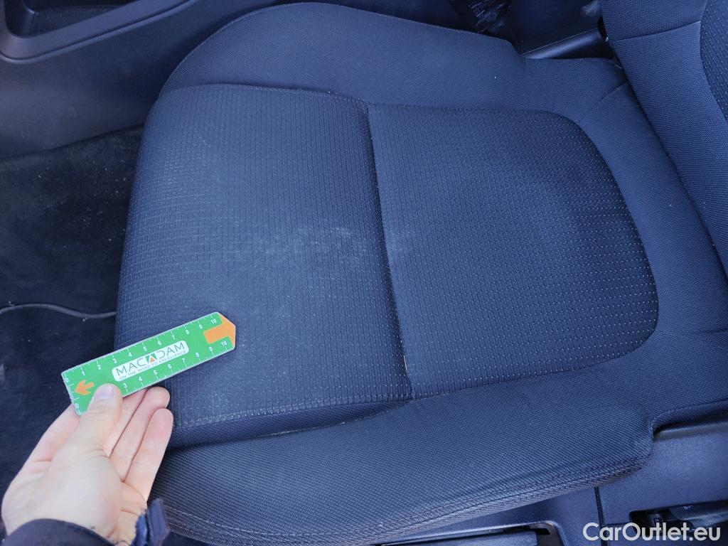  Jaguar  F-PACE JAGUAR  / 2015 / 5P / todoterreno 2.0L i4D 132kW Pure Auto #22