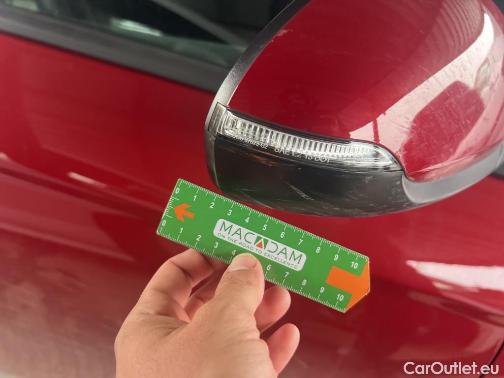  Hyundai   Ioniq HYUNDAI / 2016 / 5P / berlina con portón 1.6 GDI HEV Klass DT #27