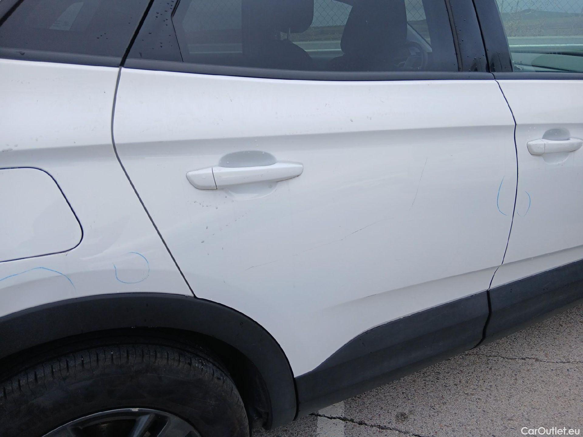  Opel   Grandland X OPEL Grandland / 2021 / 5P / todoterreno 1.5 CDTi Business Edition Auto #28