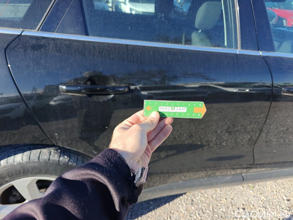  Jaguar  F-PACE JAGUAR  / 2015 / 5P / todoterreno 2.0L i4D 132kW Pure Auto #12