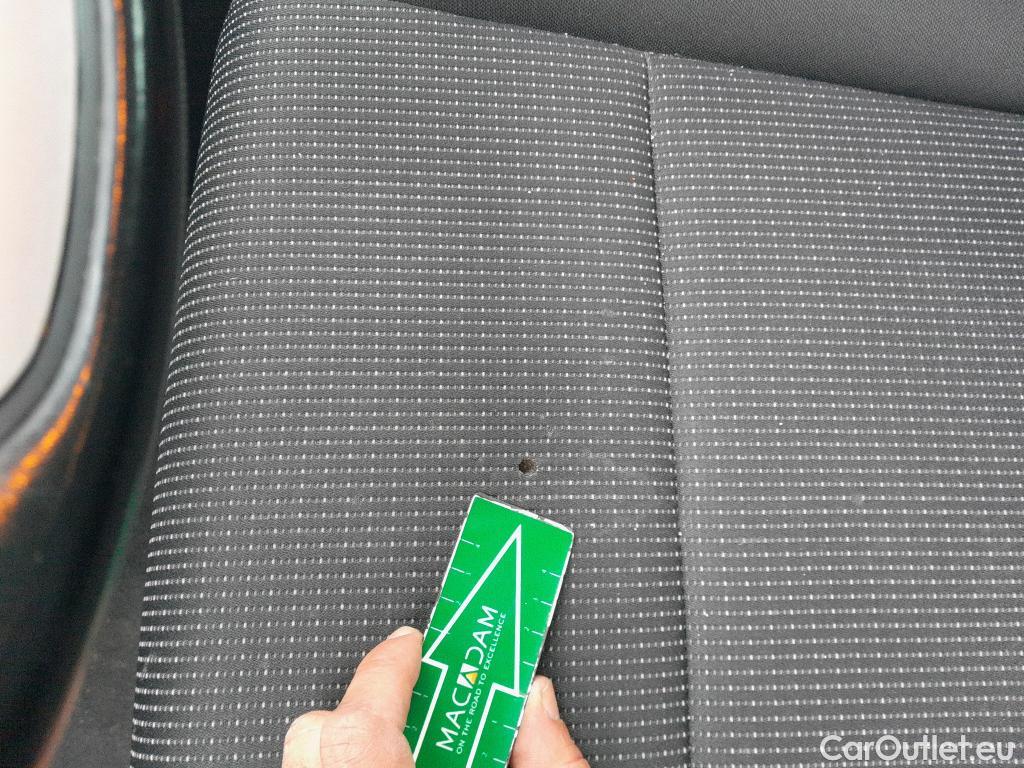  KIA  Sportage KIA  / 2018 / 5P / todoterreno 1.6 MHEV Black Edition 100kW (136CV) 4x2(SP) #3