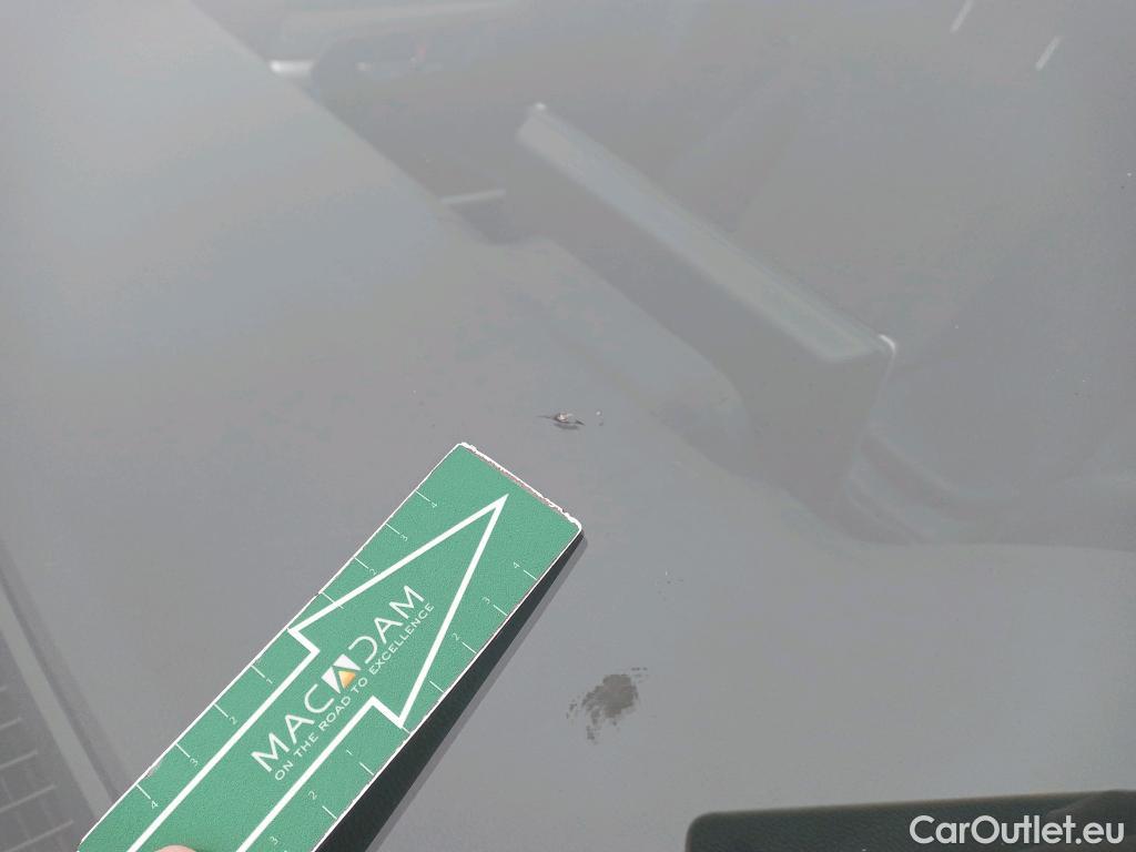  Toyota  RAV4 TOYOTA  / 2018 / 5P / todoterreno 2.5l 220H Advance #2