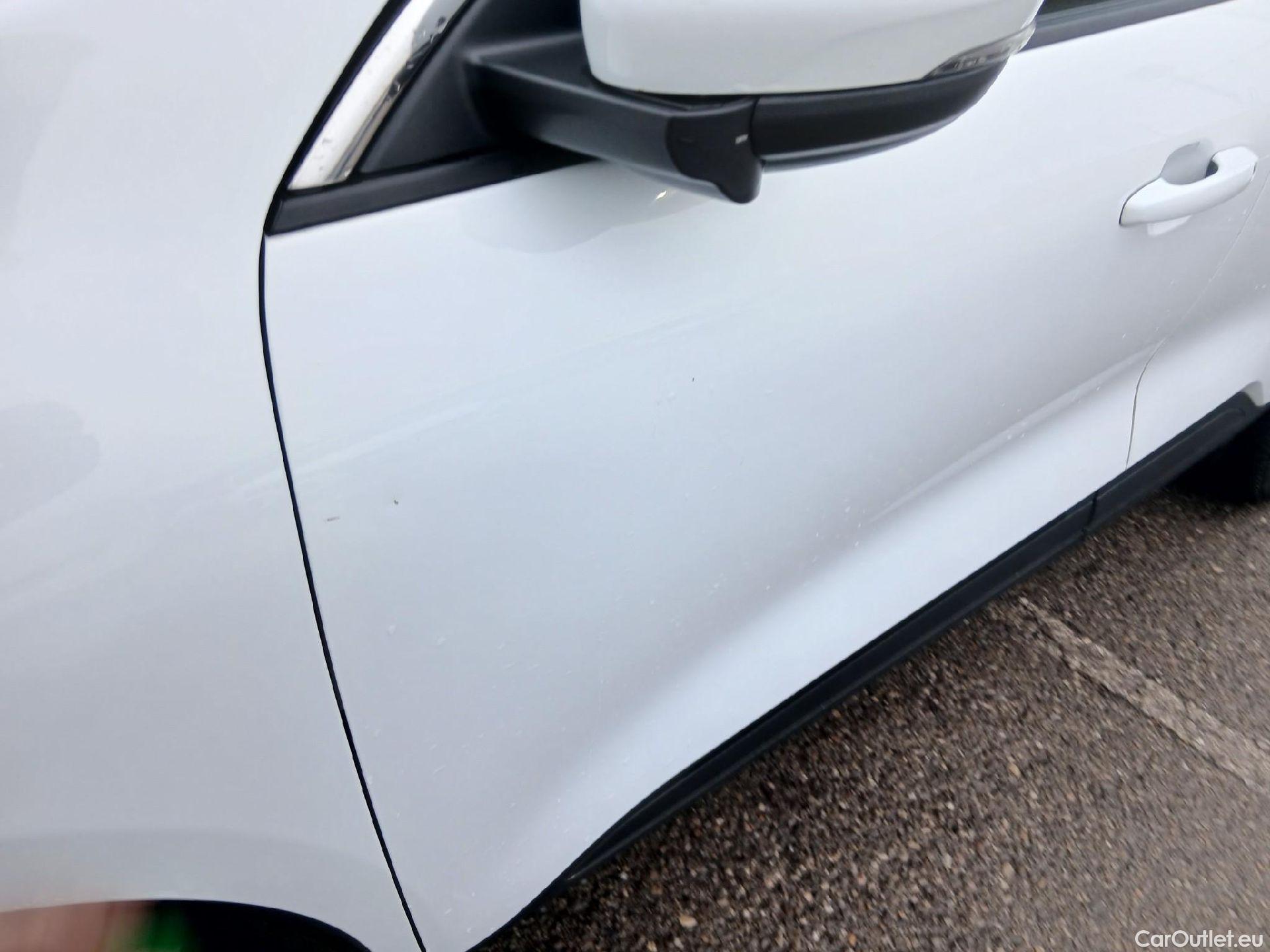  Ford  Kuga FORD  / 2019 / 5P / todoterreno Titanium 1.5T EcoBoost 88kW (120CV) #7