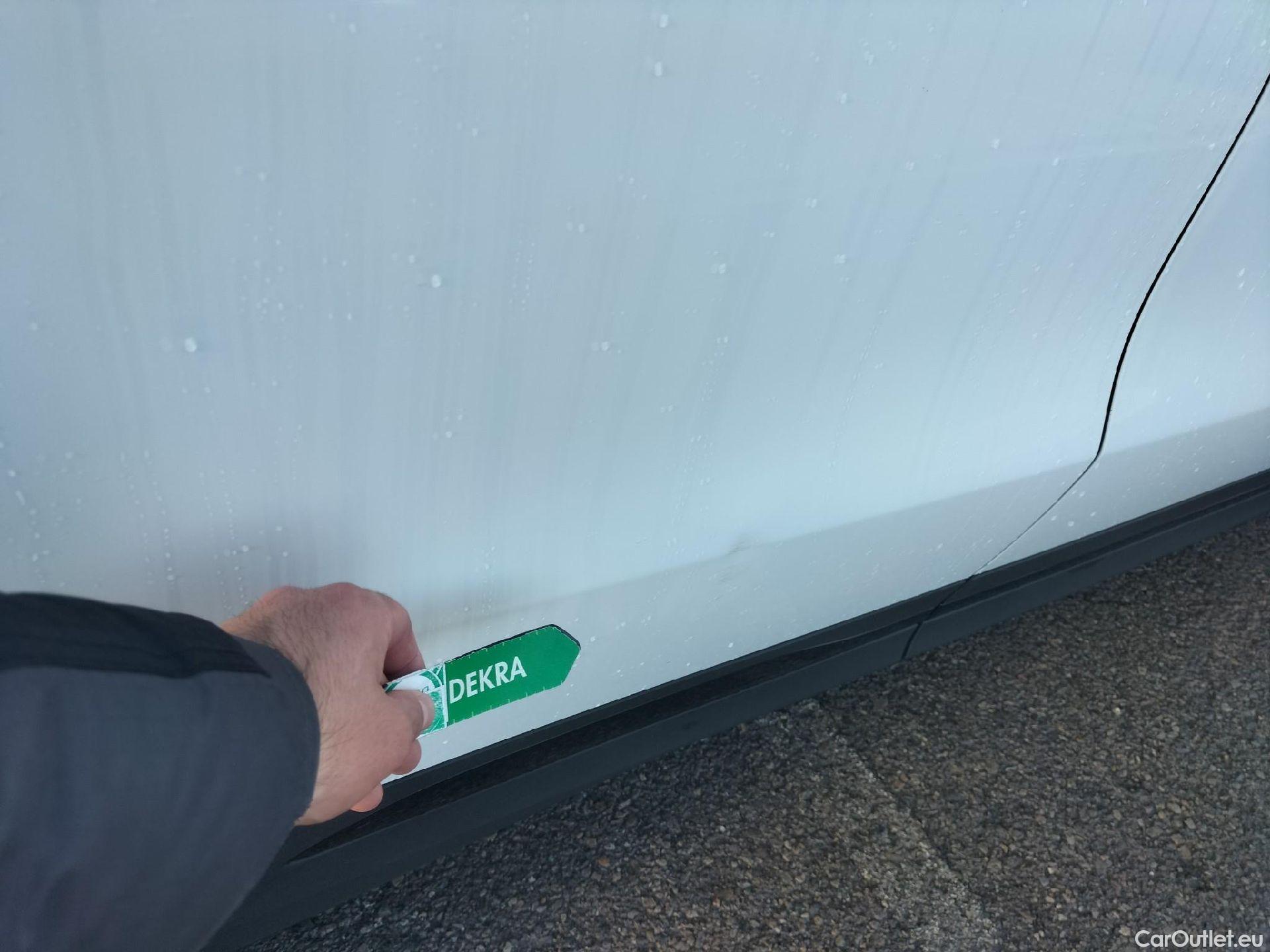  Mercedes  GLA MERCEDES-BENZ  / 2020 / 5P / todoterreno  200 #19