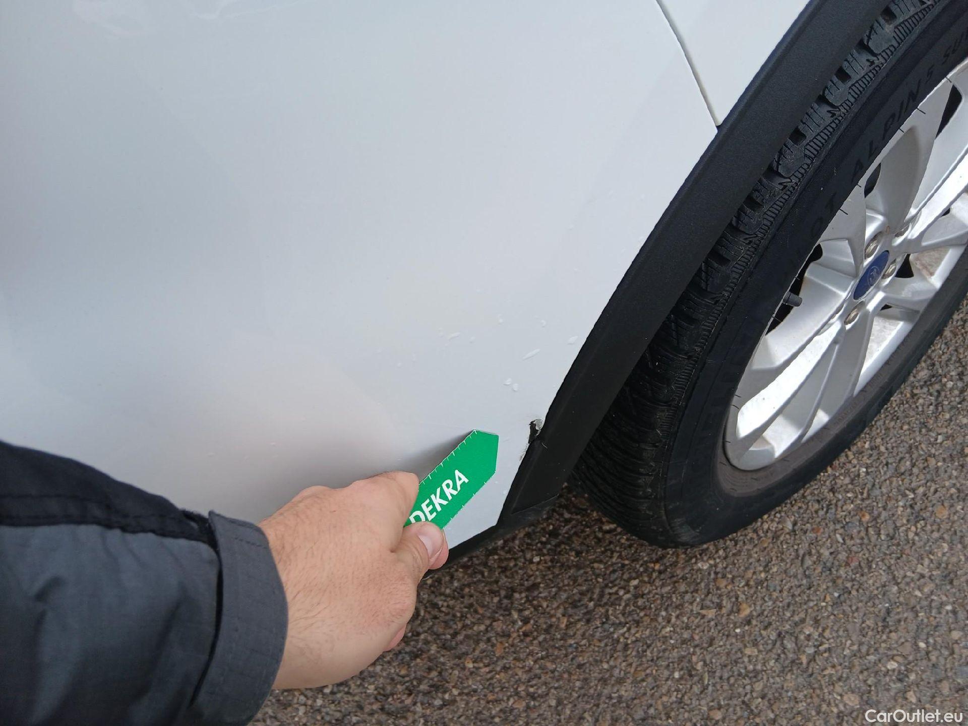  Ford  Kuga FORD  / 2019 / 5P / todoterreno Titanium 1.5T EcoBoost 88kW (120CV) #11