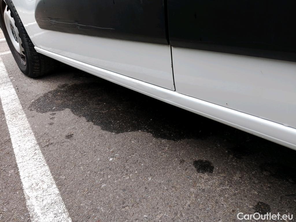  Citroen  Berlingo CITROEN  / 2018 / 5P / furgón derivado de turismo Doble Cab. Talla XL BlueHDi 100 CONTROL #32