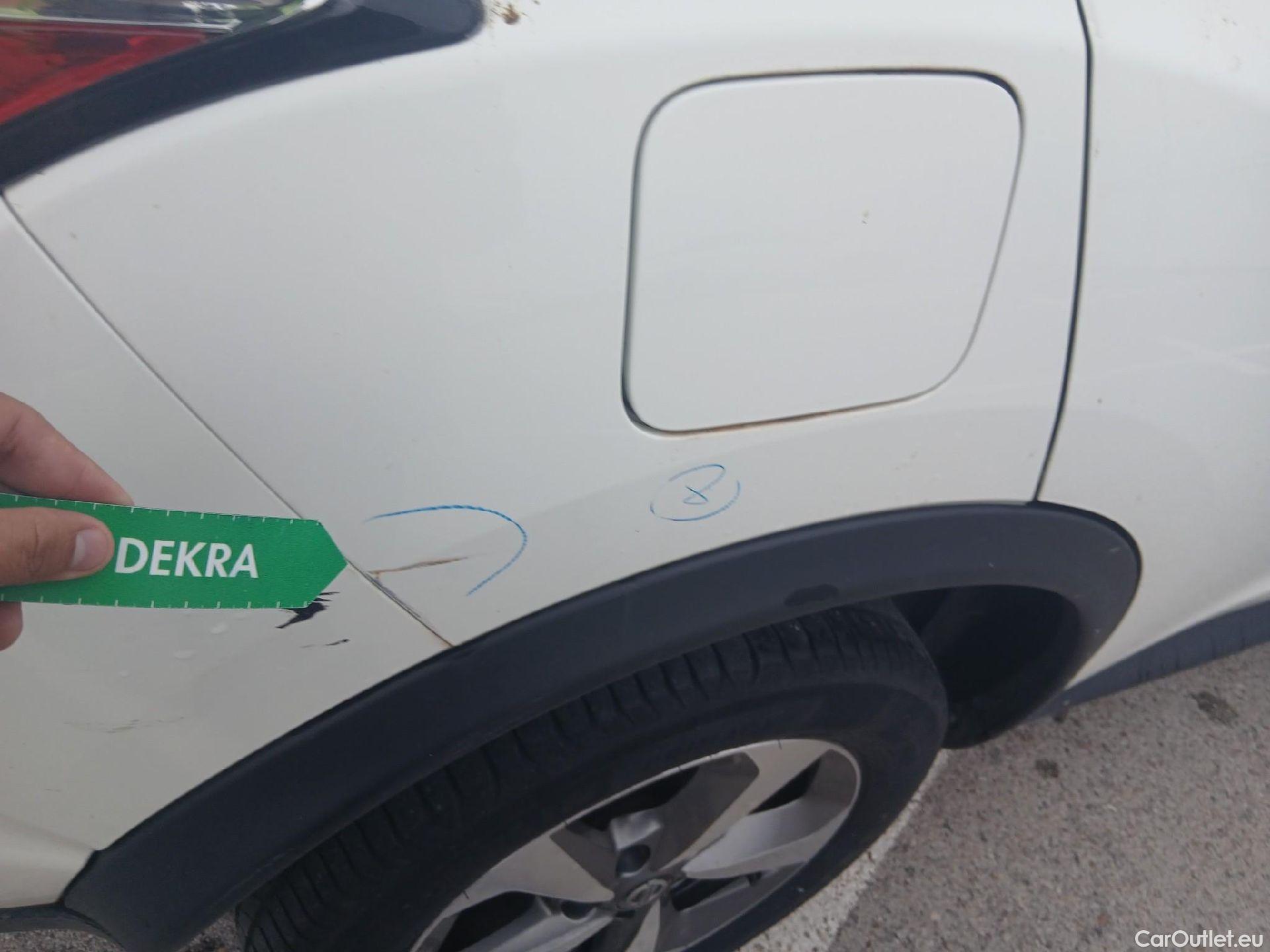  Nissan  Juke NISSAN  / 2014 / 5P / crossover G.E6D-Temp 83kW (112 CV) 5M/T ACENTA (CX) #18