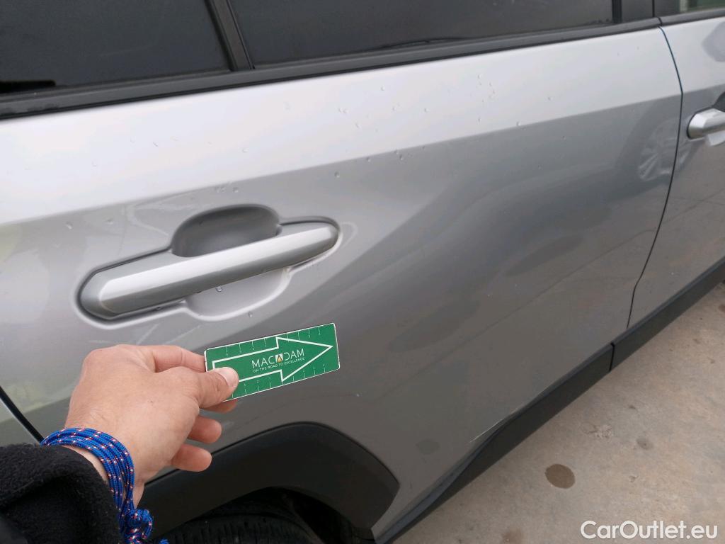  Toyota  RAV4 TOYOTA  / 2018 / 5P / todoterreno 2.5l 220H Advance #6