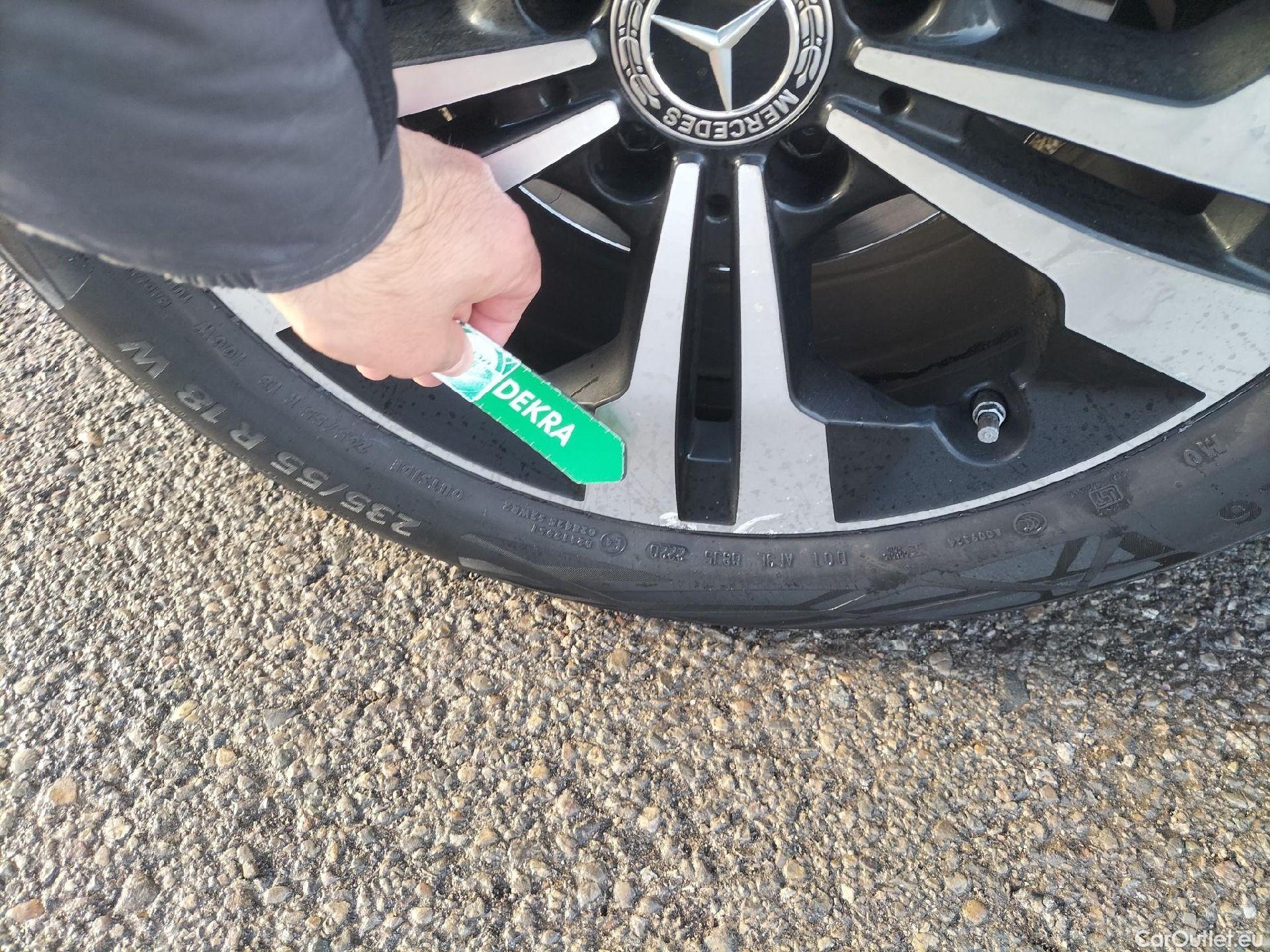  Mercedes  GLA MERCEDES-BENZ  / 2020 / 5P / todoterreno  200 #17