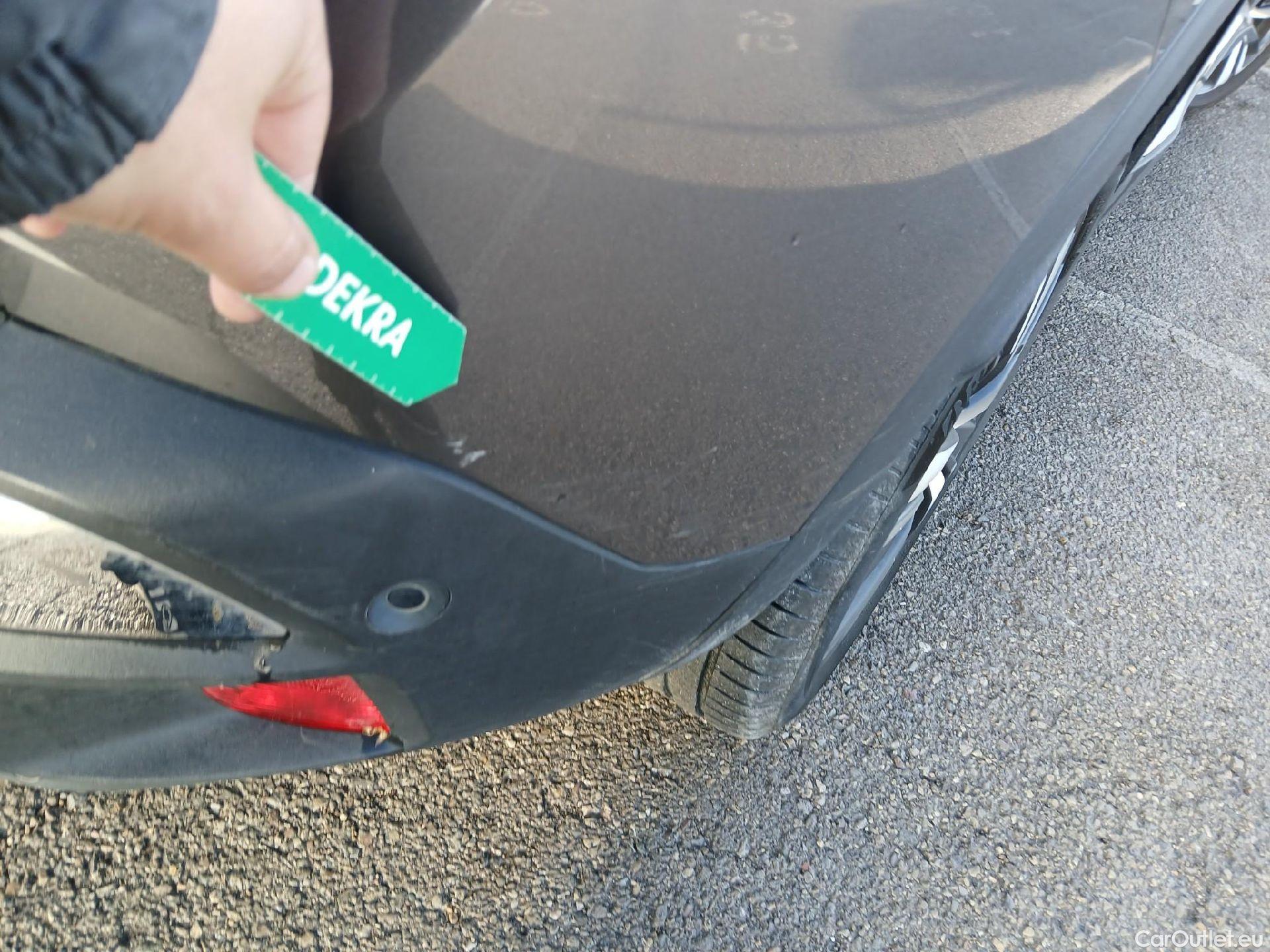  Peugeot  3008 PEUGEOT  / 2020 / 5P / todoterreno 1.2 PureTech 96KW S&S Allure Pack #29