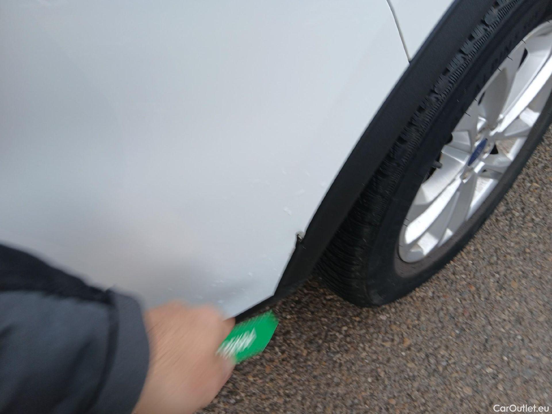  Ford  Kuga FORD  / 2019 / 5P / todoterreno Titanium 1.5T EcoBoost 88kW (120CV) #20