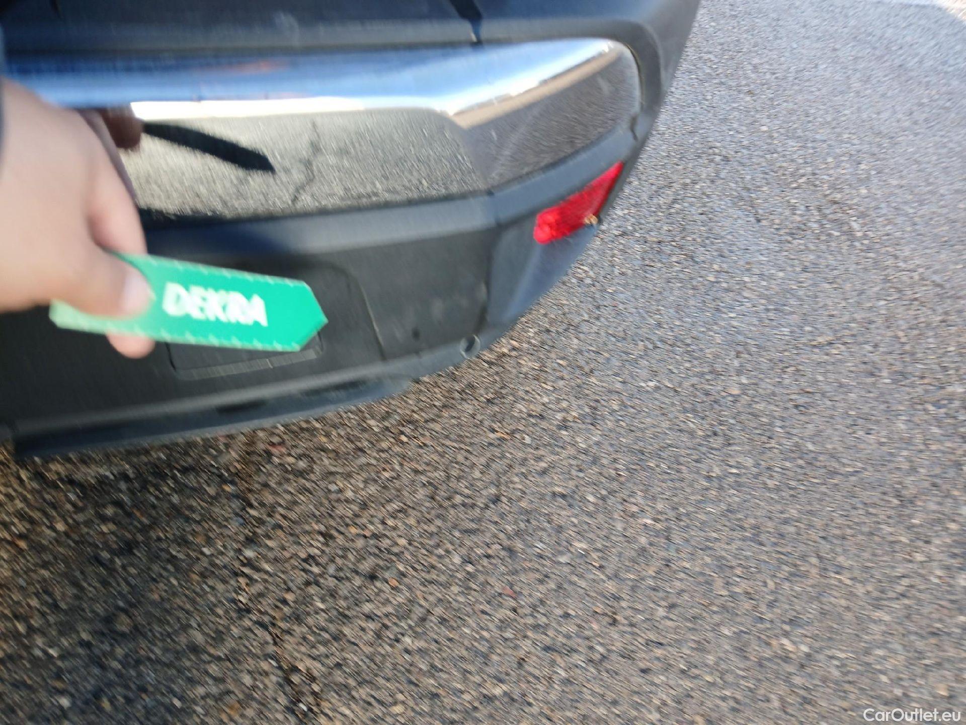  Peugeot  3008 PEUGEOT  / 2020 / 5P / todoterreno 1.2 PureTech 96KW S&S Allure Pack #27