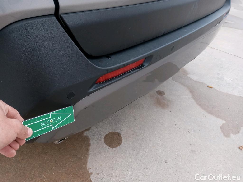  Toyota  RAV4 TOYOTA  / 2018 / 5P / todoterreno 2.5l 220H Advance #24