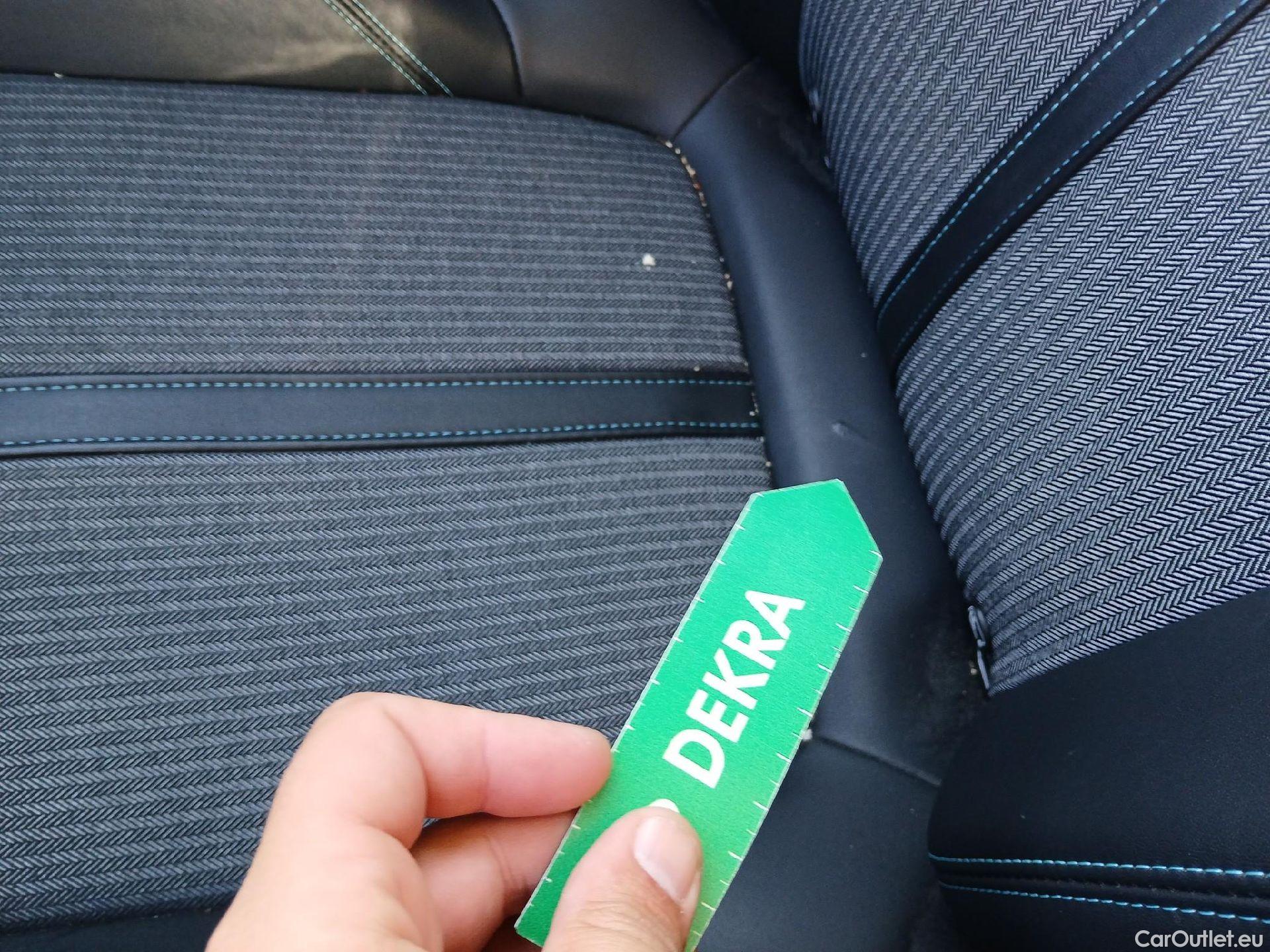  Peugeot  3008 PEUGEOT  / 2020 / 5P / todoterreno 1.2 PureTech 96KW S&S Allure Pack #2