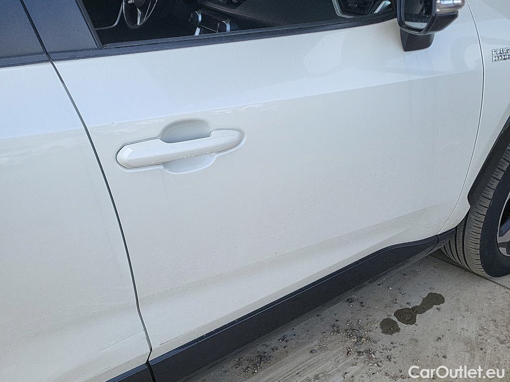  Toyota  RAV4 TOYOTA  / 2018 / 5P / todoterreno 2.5l PLUG-IN 300PH (e-CVT) Advance #3