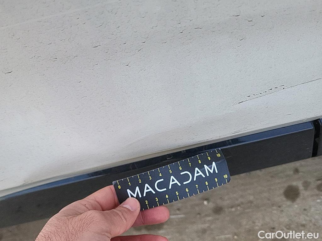  Toyota  RAV4 TOYOTA  / 2018 / 5P / todoterreno 2.5l PLUG-IN 300PH (e-CVT) Advance #2