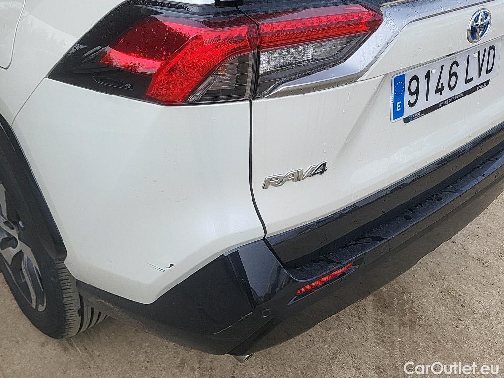  Toyota  RAV4 TOYOTA  / 2018 / 5P / todoterreno 2.5l PLUG-IN 300PH (e-CVT) Advance #13