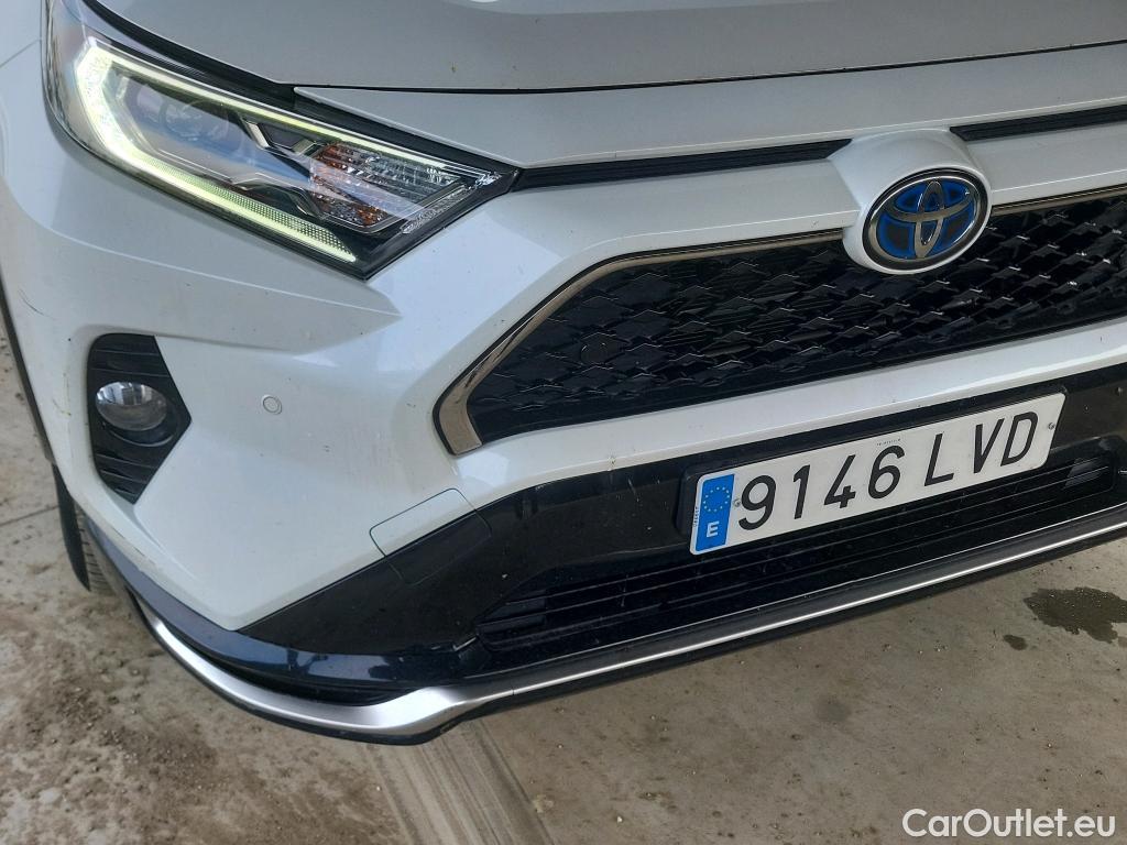 Toyota  RAV4 TOYOTA  / 2018 / 5P / todoterreno 2.5l PLUG-IN 300PH (e-CVT) Advance #27