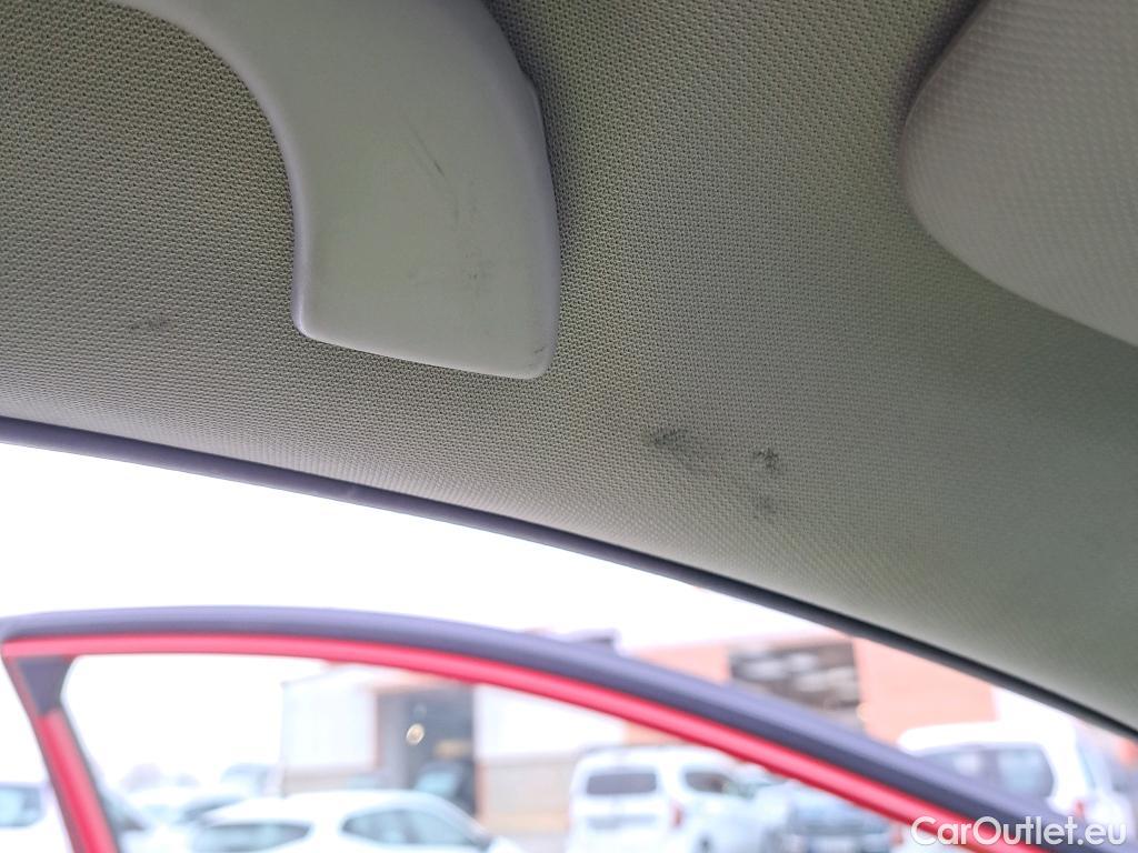  Land Rover  Discovery SUBARU XV / 2013 / 5P / todoterreno 2.0i Hybrid CVT Executive Plus #6