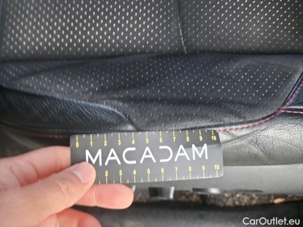  Toyota  RAV4 TOYOTA  / 2018 / 5P / todoterreno 2.5l PLUG-IN 300PH (e-CVT) Advance #6