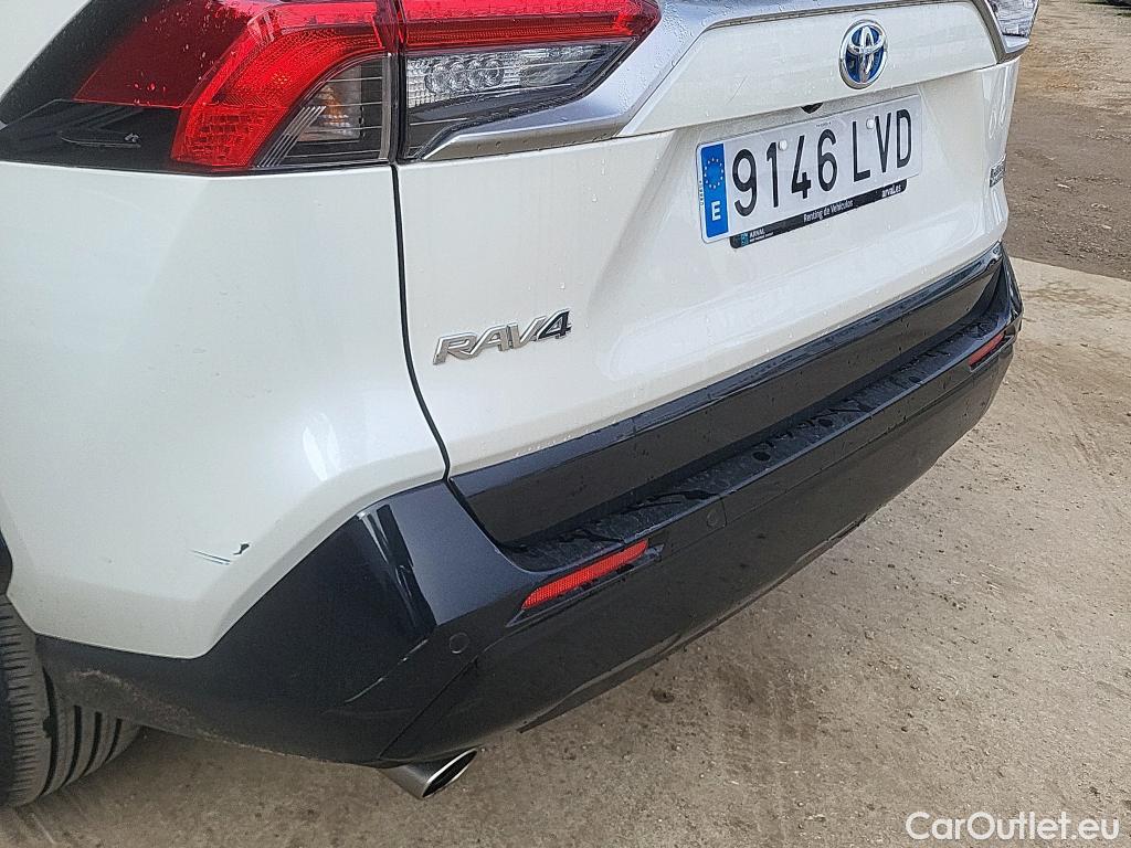 Toyota  RAV4 TOYOTA  / 2018 / 5P / todoterreno 2.5l PLUG-IN 300PH (e-CVT) Advance #17