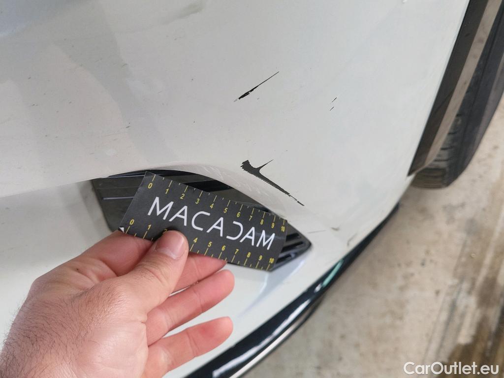  Toyota  RAV4 TOYOTA  / 2018 / 5P / todoterreno 2.5l PLUG-IN 300PH (e-CVT) Advance #16