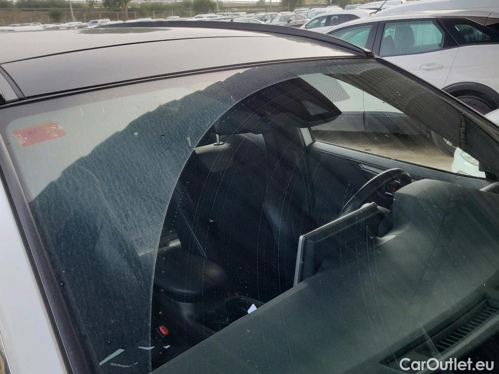  Toyota  RAV4 TOYOTA  / 2018 / 5P / todoterreno 2.5l PLUG-IN 300PH (e-CVT) Advance #7