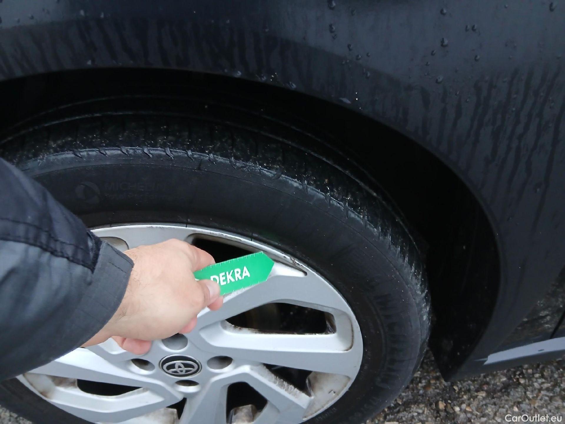  Toyota  Aygo X TOYOTA  Cross / 2022 / 5P / todoterreno 1.0 VVT-I 72CV Play #2