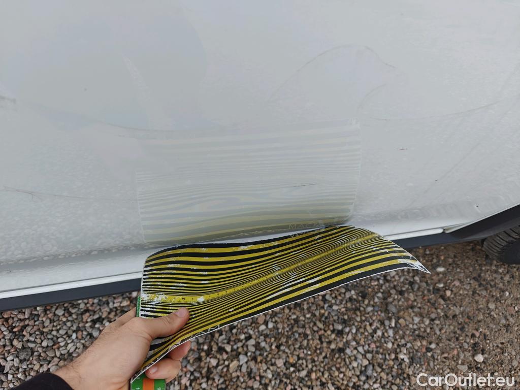  Dacia  Sandero DACIA  / 2016 / 5P / berlina con portón Stepway Essential Blue dCi 70kW (95CV) #2