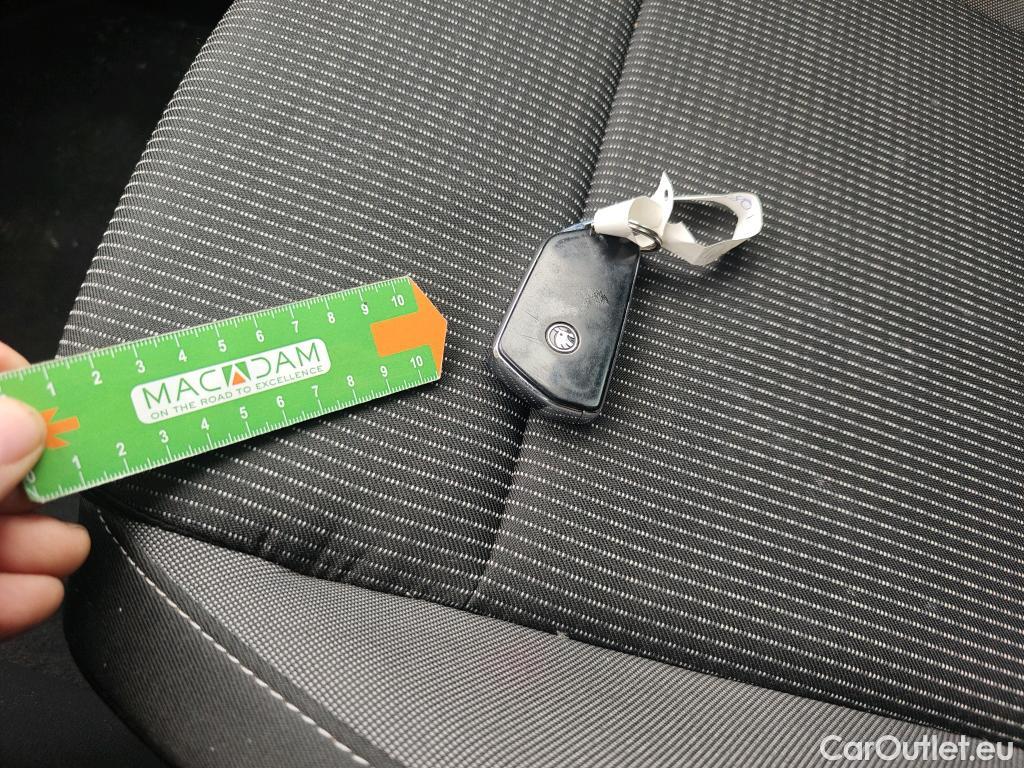  Skoda  Octavia SKODA  / 2020 / 5P / berlina con portón 2.0 TDI 85kW (115 CV) Manual Ambition #2