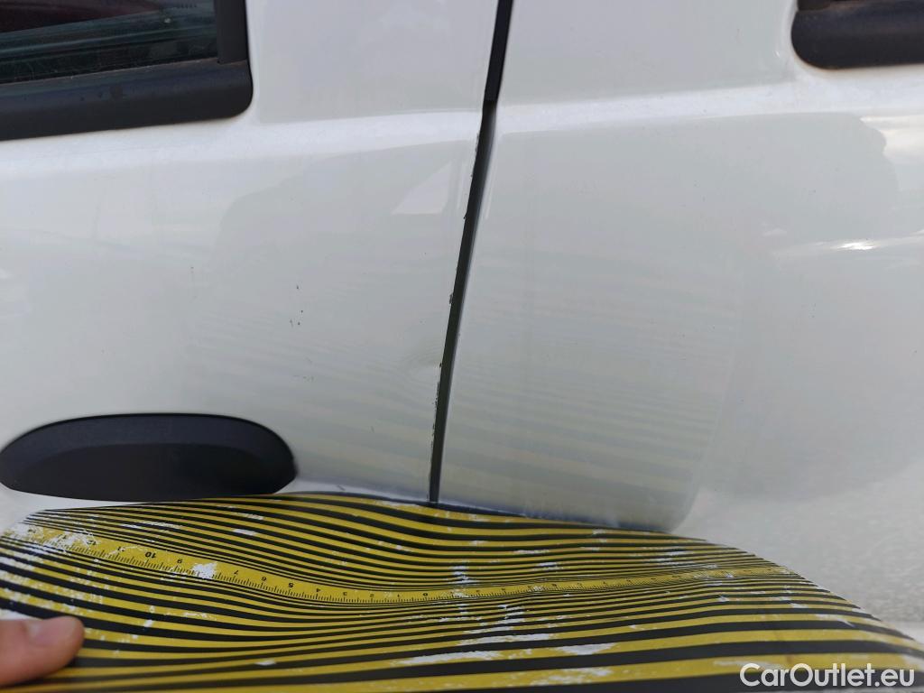  Dacia  Sandero DACIA  / 2016 / 5P / berlina con portón Stepway Essential Blue dCi 70kW (95CV) #6