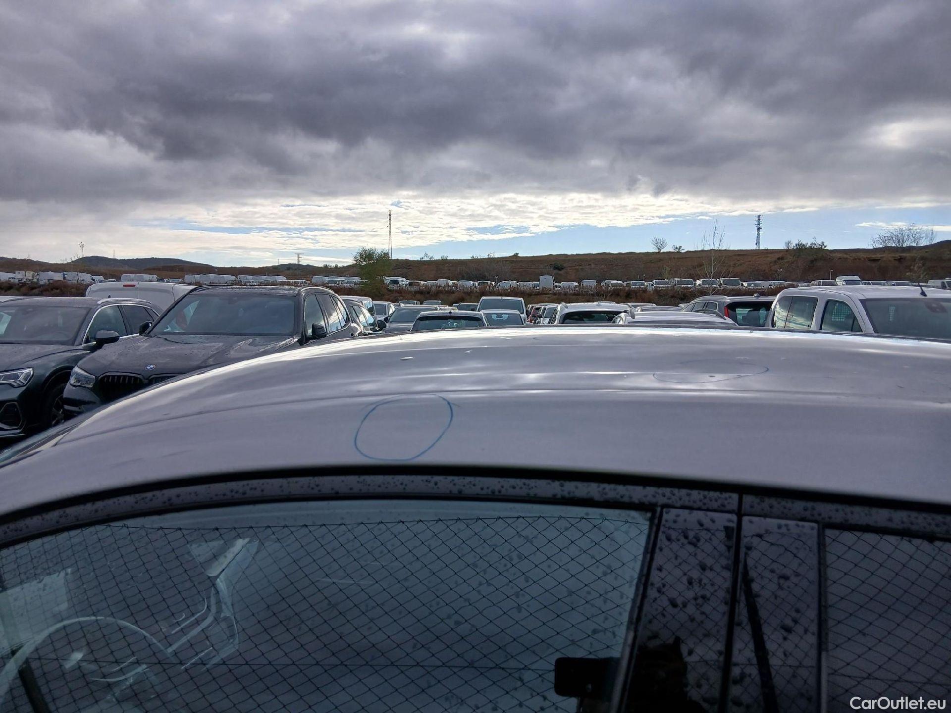  Toyota  C-HR TOYOTA  / 2016 / 5P / todoterreno 1.8 125H Advance (CX) #26