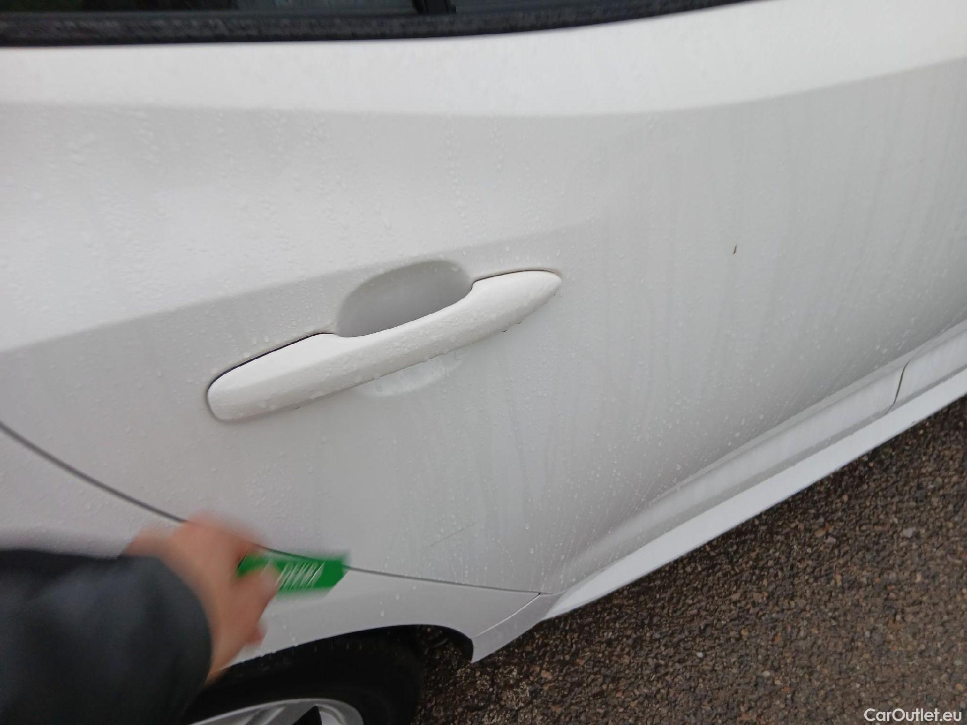  Toyota  Corolla TOYOTA  1.8 125H ACTIVE TECH E-CVT #19