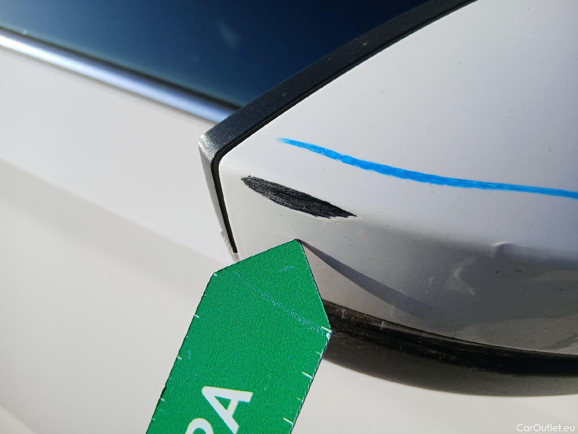  Skoda  KAMIQ SKODA  1.0 TSI 81kW (110CV) DSG Ambition (CX) #36