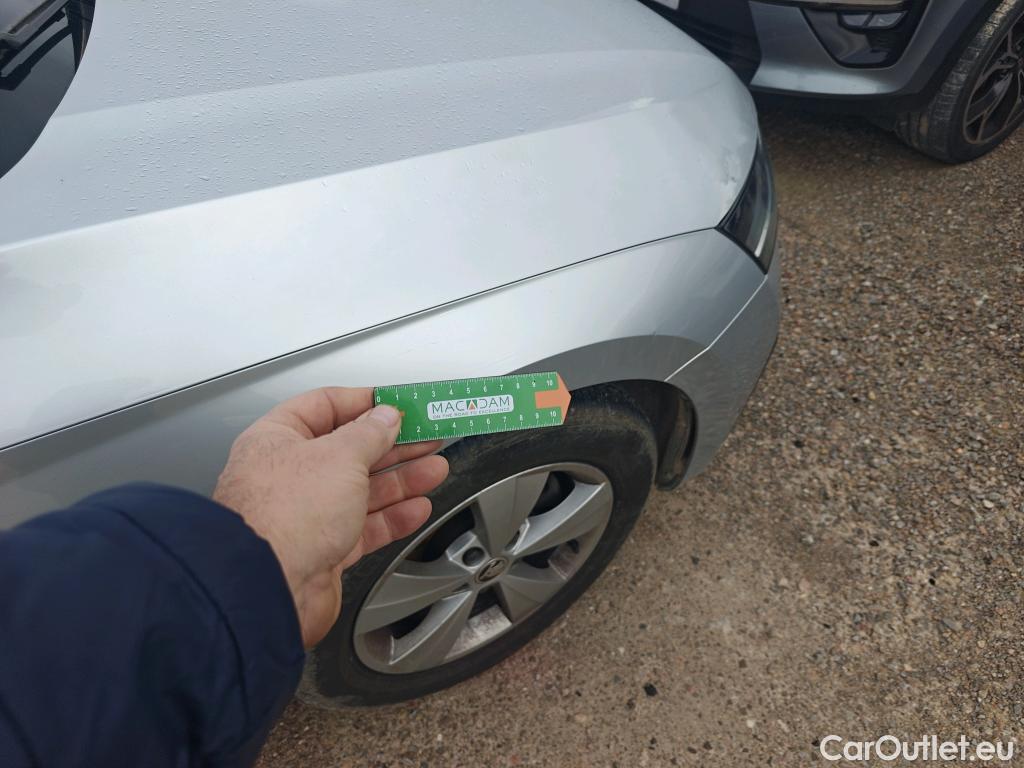  Skoda  Octavia SKODA  / 2020 / 5P / berlina con portón 2.0 TDI 85kW (115 CV) Manual Ambition #6