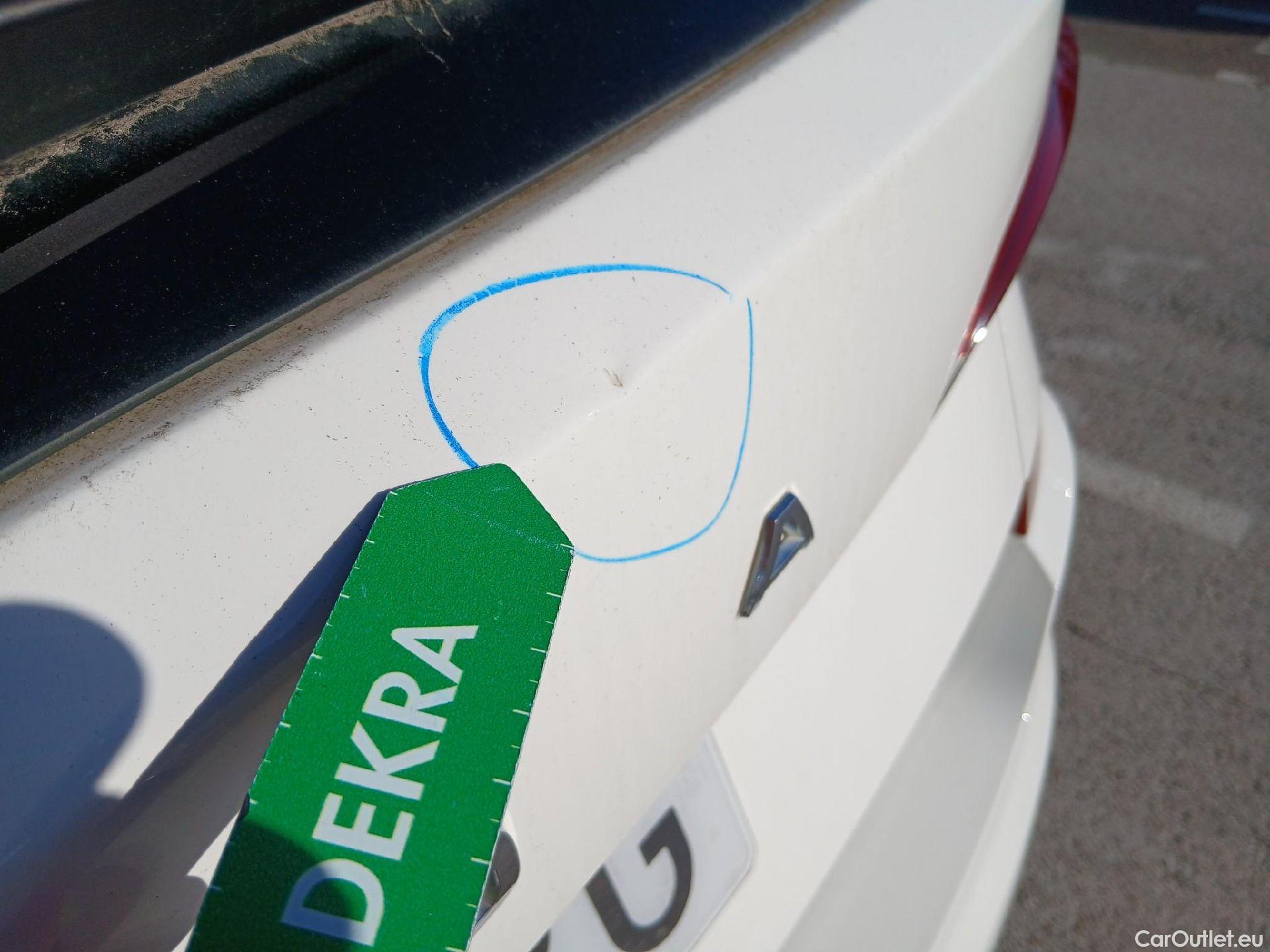  Skoda  KAMIQ SKODA  1.0 TSI 81kW (110CV) DSG Ambition (CX) #24