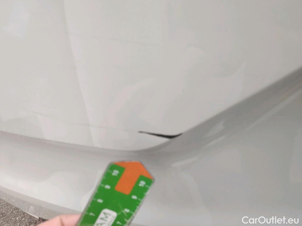  Renault  Clio RENAULT  / 2019 / 5P / berlina con portón Equilibre Blue dCi 74kW (100CV) #26