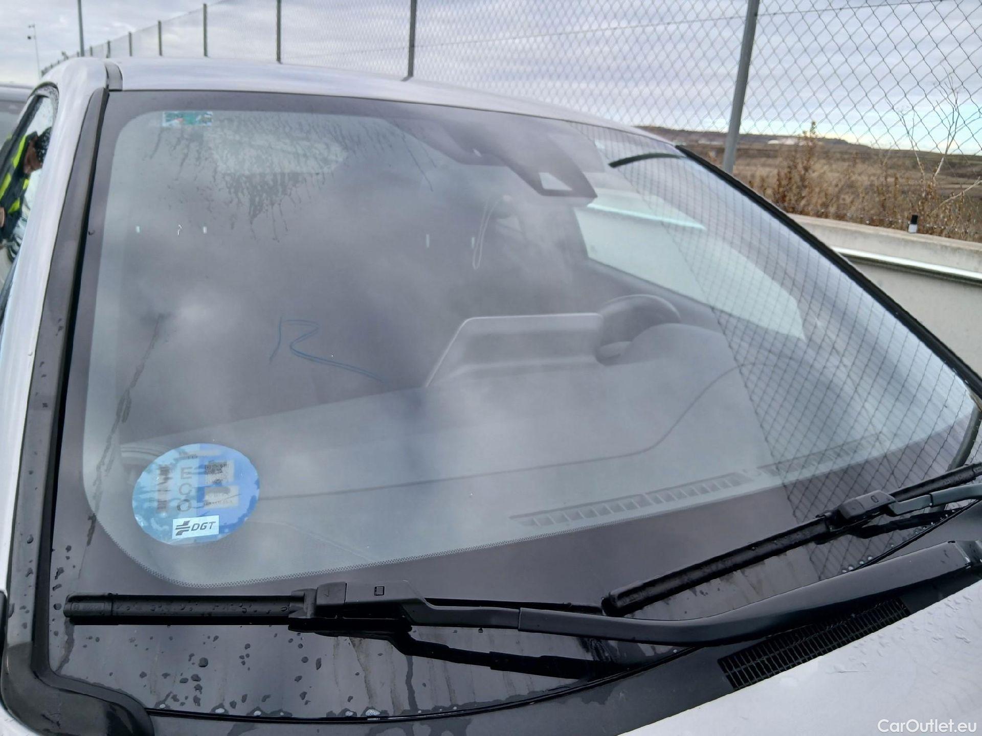  Toyota  C-HR TOYOTA  / 2016 / 5P / todoterreno 1.8 125H Advance (CX) #11